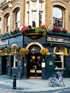 An english pub in London's Earls Court district